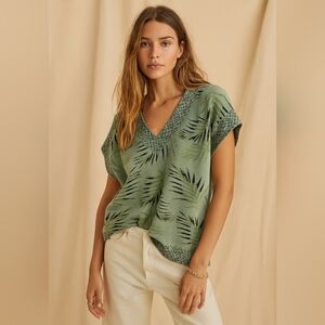 Zara Pullover Palm Leaf Sweater Vest Size S  Oversized V Neck Green Top EUC